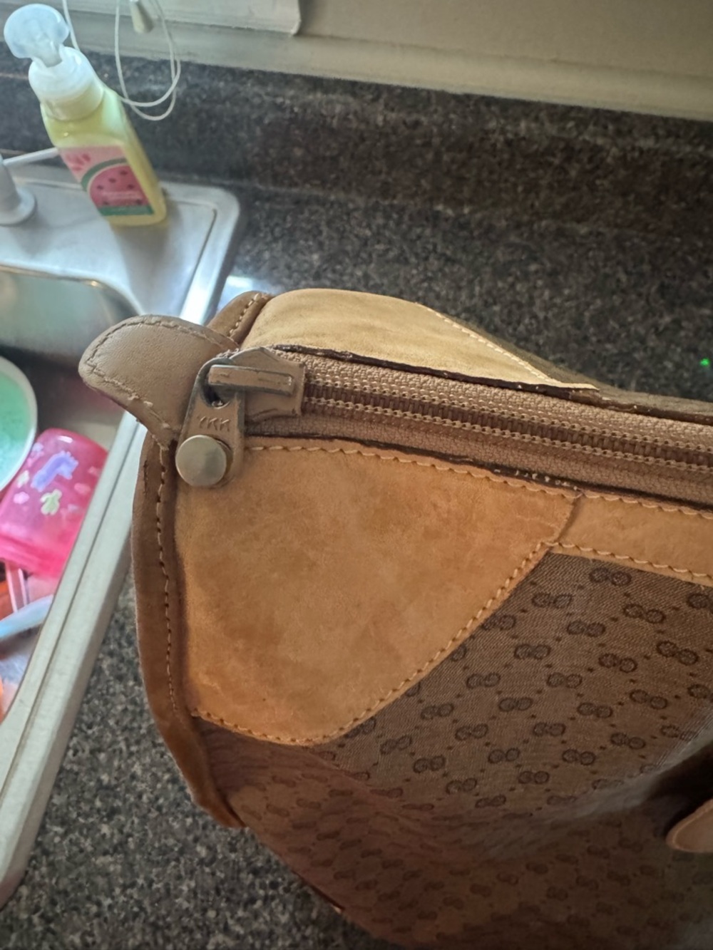 VTG Gucci Brown Monogram Travel Tote with Tan Leather Trim - Picture 12 of 16